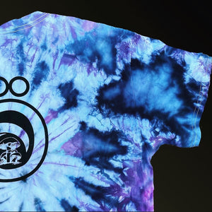 Waves & Löve tie-dye